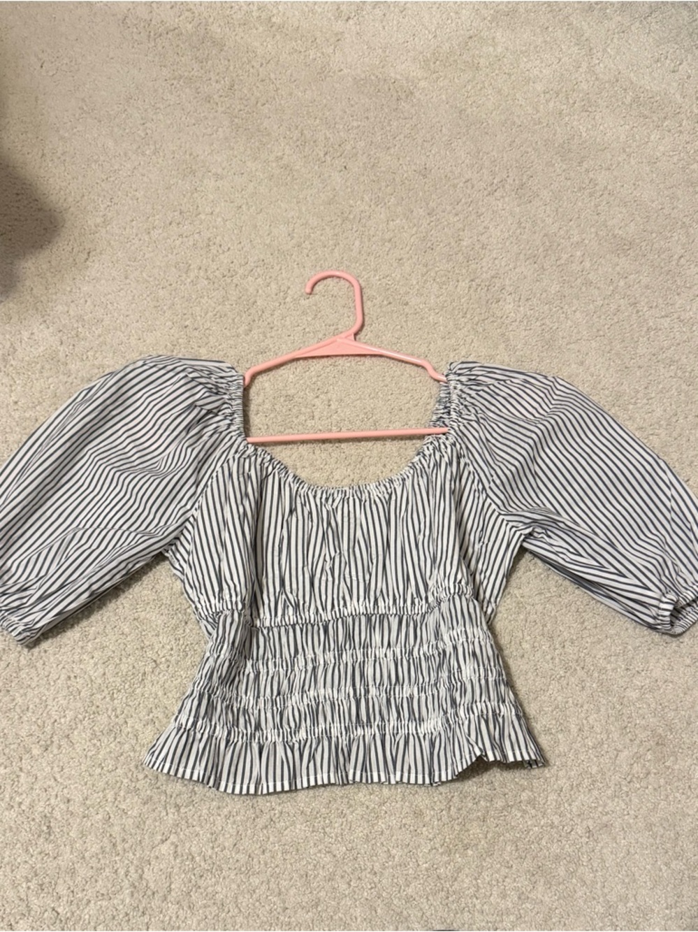 American Eagle Outfitters White and grey Striped Smocked Puff Sleeve Top